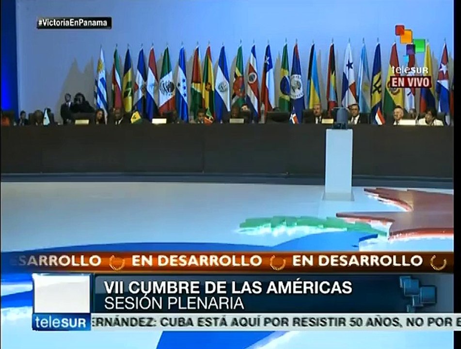 Quieren dominarnos con decretos: Evo Morales