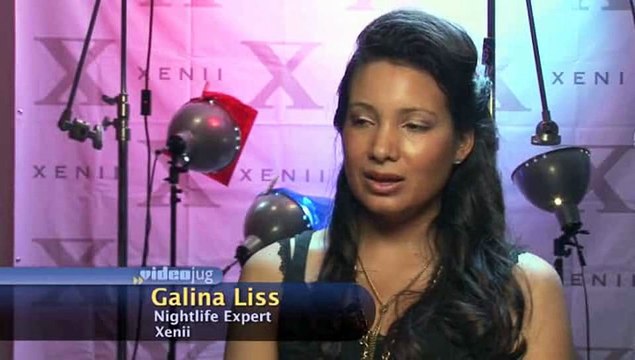 How should I behave if I see a famous person at a dive?: Hot Spot Dives