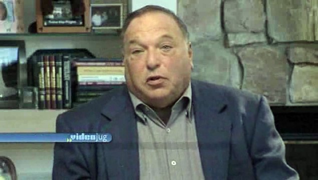 How can a document be tested for manipulation in CSI?: CSI And Document Examination