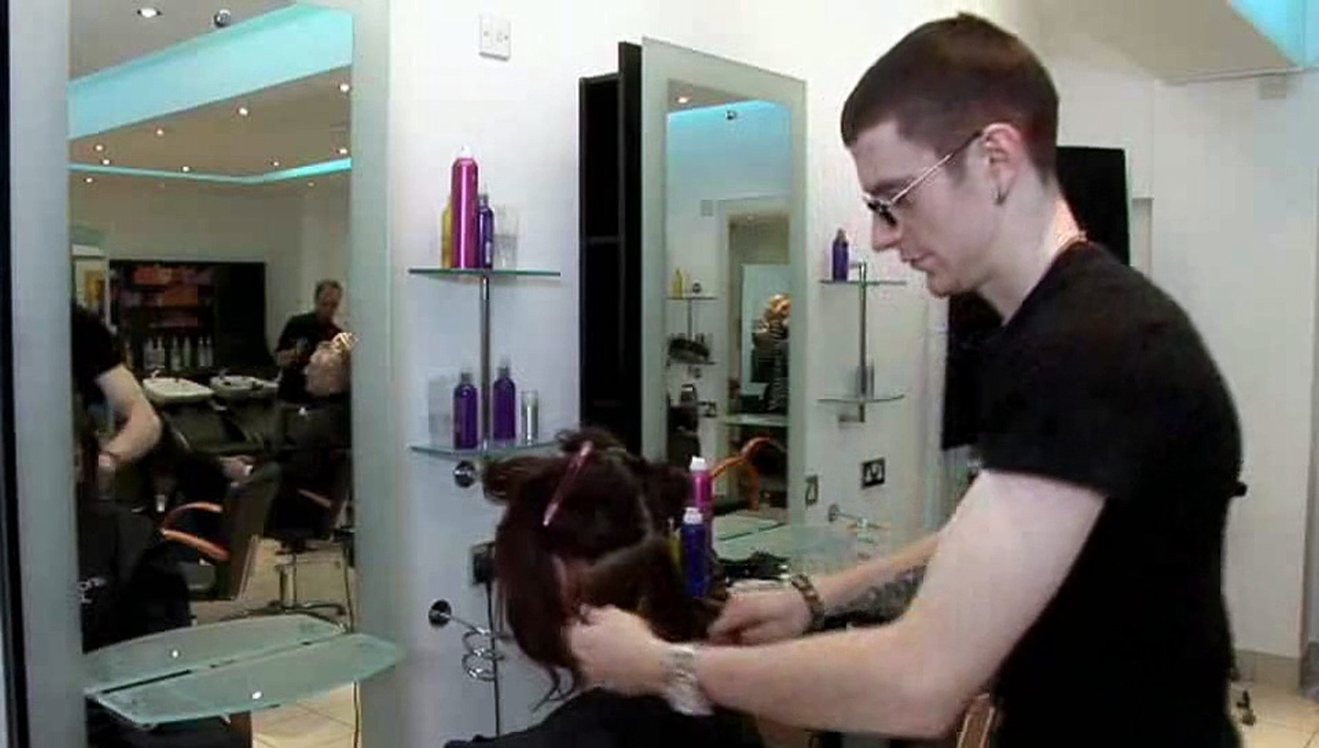 How To Style Your Hair Like Meg Ryan