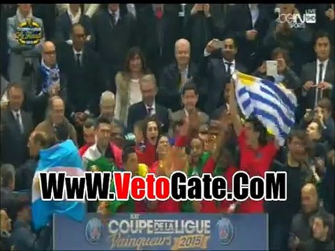 لحظات تتويج باريس سان جيرمان بكأس الرابطه الفرنسيه