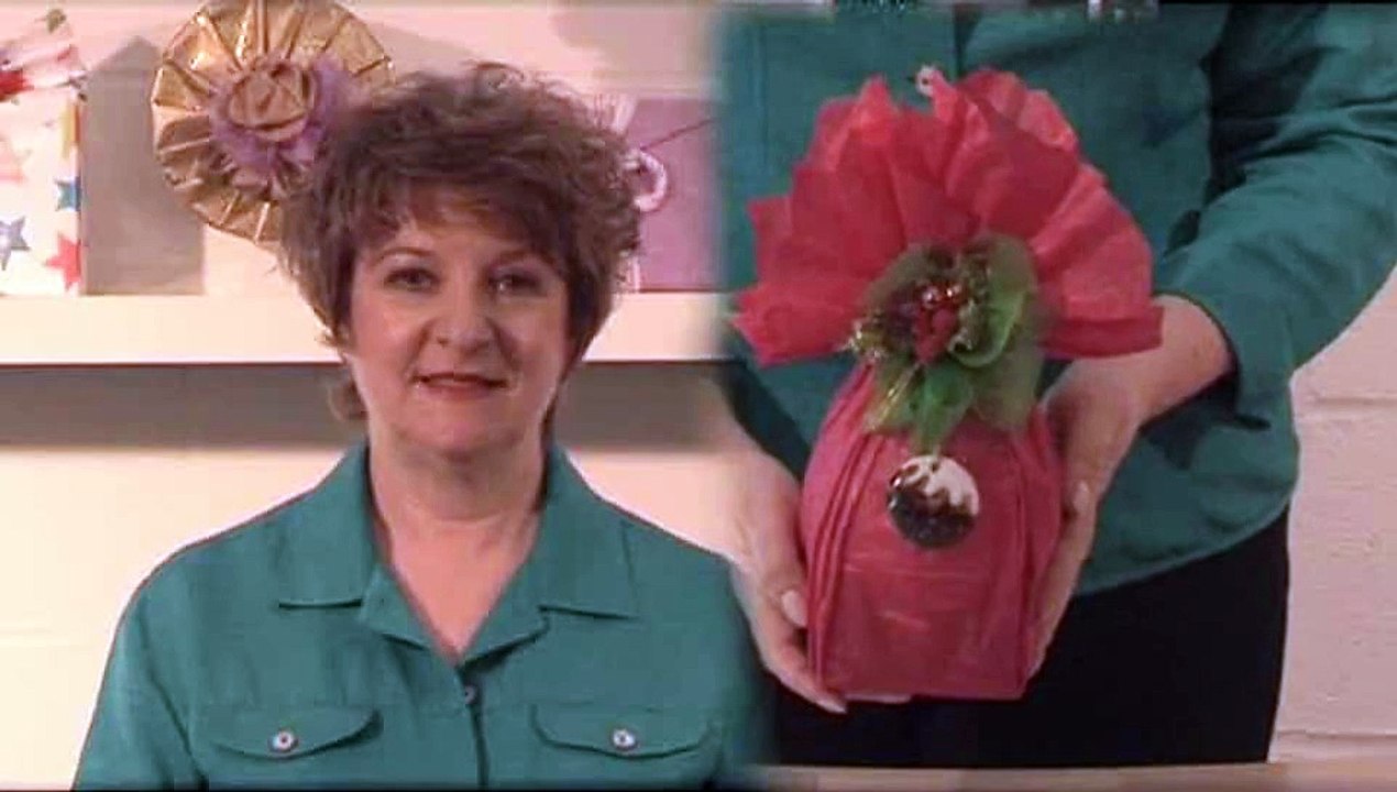 How To Create A Fabric Bow To Decorate A Gift