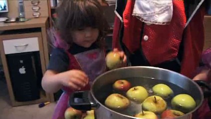 How To Play Bob For Apples For Halloween