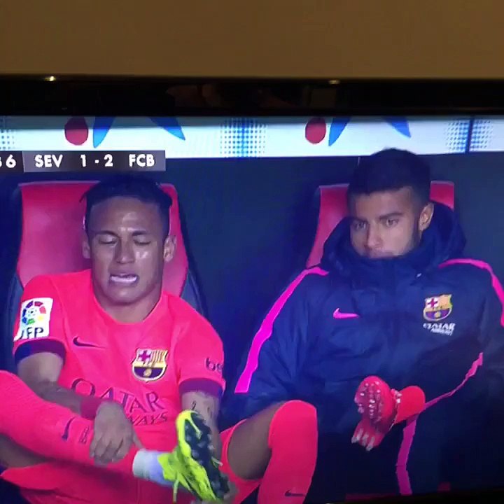Barcelona: Neymar hizo gesto de molestia a Luis Enrique por ser sustituido (VIDEO)