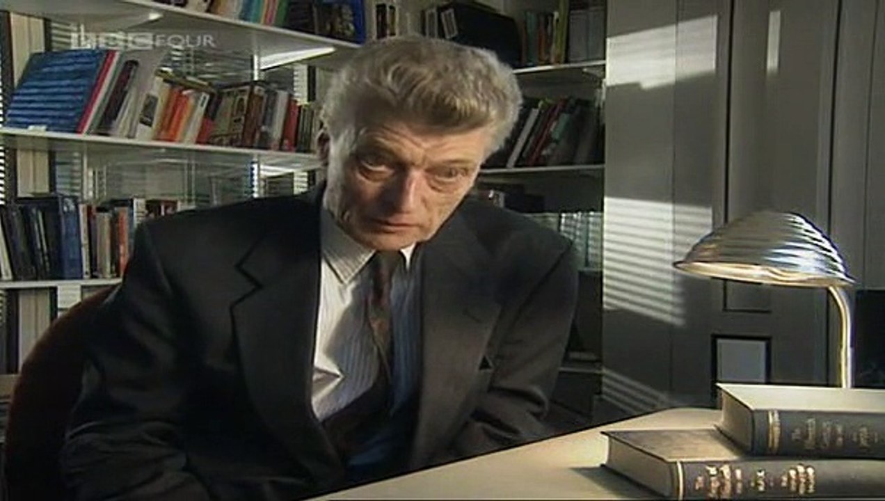 Decisive Weapons - E01 - Queen Of Tanks - T-34