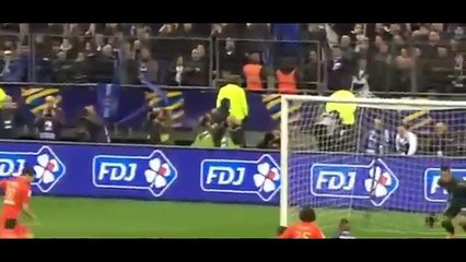 PSG goleó y alcanzó el título de la Copa de la Liga de Francia