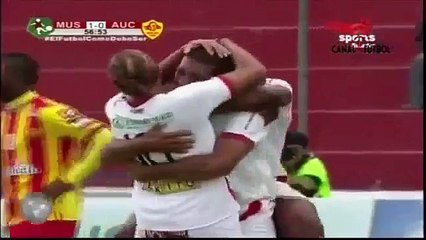 Giancarlo Carmona anota para Mushuc Runa de Ecuador