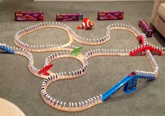 Charly's 265 Domino Train