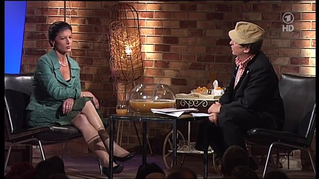 Sahra Wagenknecht bei Pelzig hält sich