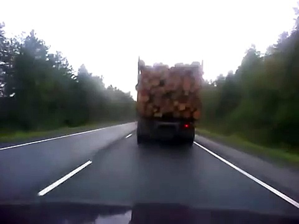 Truck Loaded With Timber Narrow Escape ! Lucky !