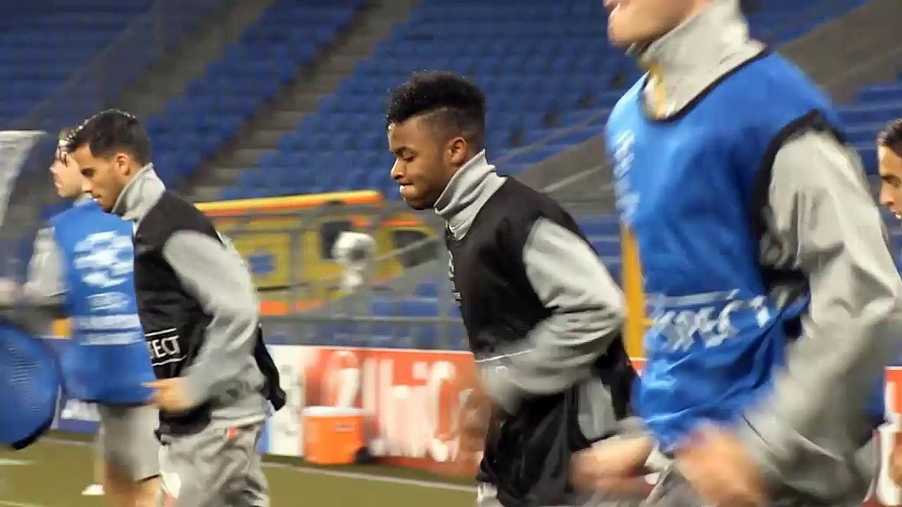 Rodgers: 'Sterling liebt es hier'