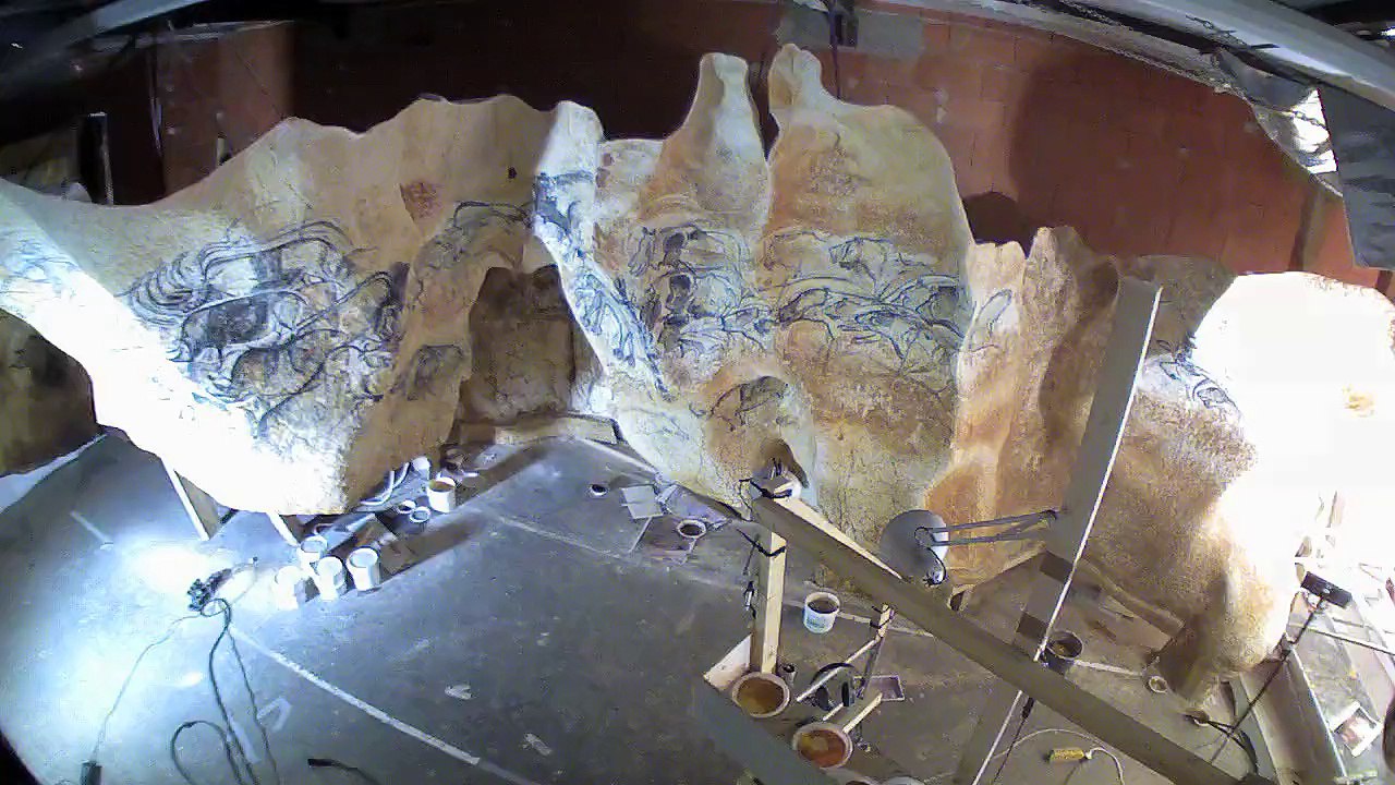 La création de la fresque des lions dans l'atelier de Gilles Tosello à Toulouse
