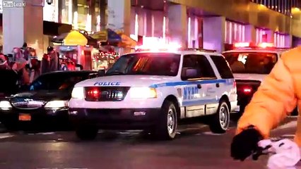 Only in NYC - NYPD Trying To Respond Code 3 = Major Headache!