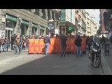 Napoli - I precari Bros tornano a protestare (08.04.15)