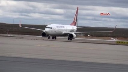 Bakan Yılmaz: Silahla Siyaset Yan Yana Olmaz