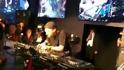 Unplugged performance