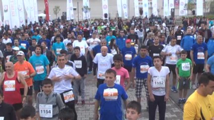 Hastalığa Dikkat Çekmek Koşarak Geldiler