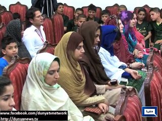 Dunya News - Reham khan asks Altaf to donate presents to abandoned children