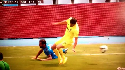 Mateo Musacchio se brise la cheville en plein match