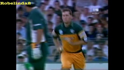 4 4 4 4 4 Abdul Razzaq vs Glenn McGrath 720p HD