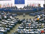 Nigel Farage UMILIA Martin Schulz, Nuovo Presidente del Parlamento Europeo.