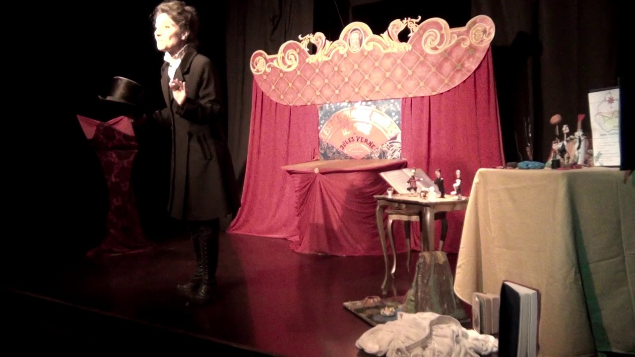 Teaser spectacle "L'Extraordinaire univers illustré de Jules Verne" par la Compagnie Octopus