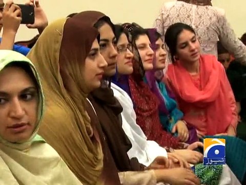Reham Khan becomes KP Ambassador for Street Children-Geo Reports-12 Apr 2015