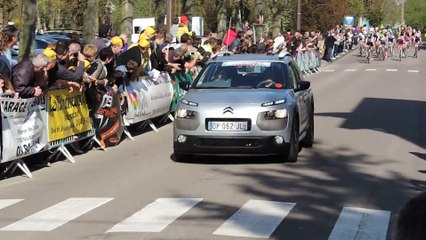 CYCLISME : LE VAINQUEUR N'EST PAS CELUI QUI LEVE LES BRAS