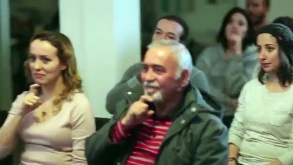 Ce sourd et muet reçoit une jolie surprise de son village !