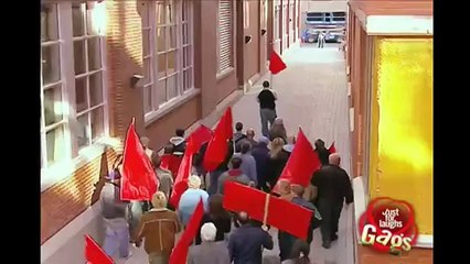 Protesters vs Police Prank -