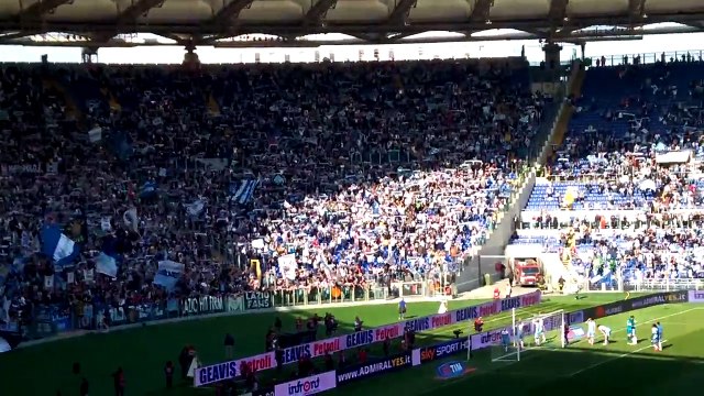 20150412 Lo stadio Olimpico stracolmo per Lazio-Empoli 4-0