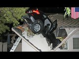 Hombre que conducía a exceso de velocidad sale volando y termina en el techo de casa en California
