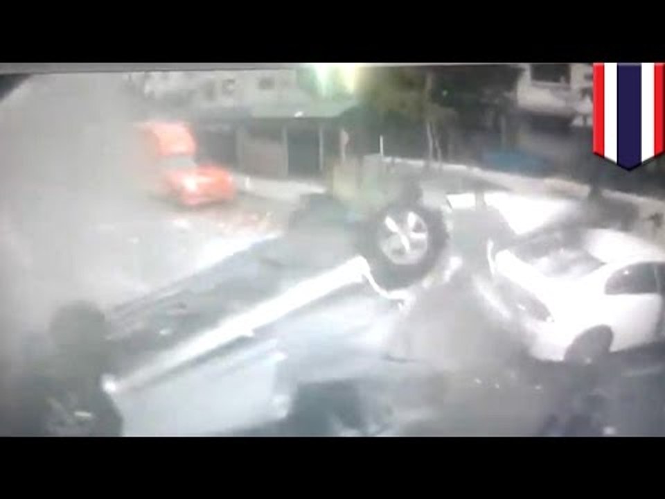 Conductora tailandesa muere al caer del séptimo piso de un parqueadero publico