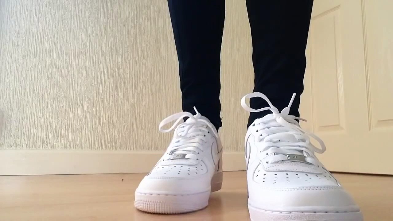 Nike Air Force 1 Low : All White, On FEET vid