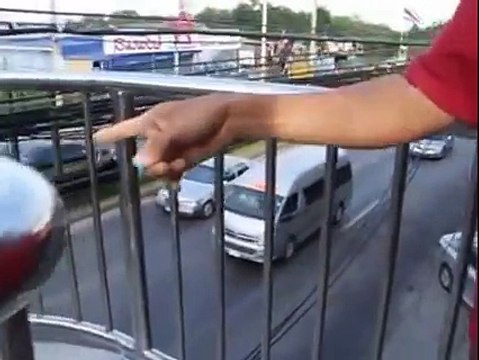 Most dangerous pedestrian bridge : electric wires so close