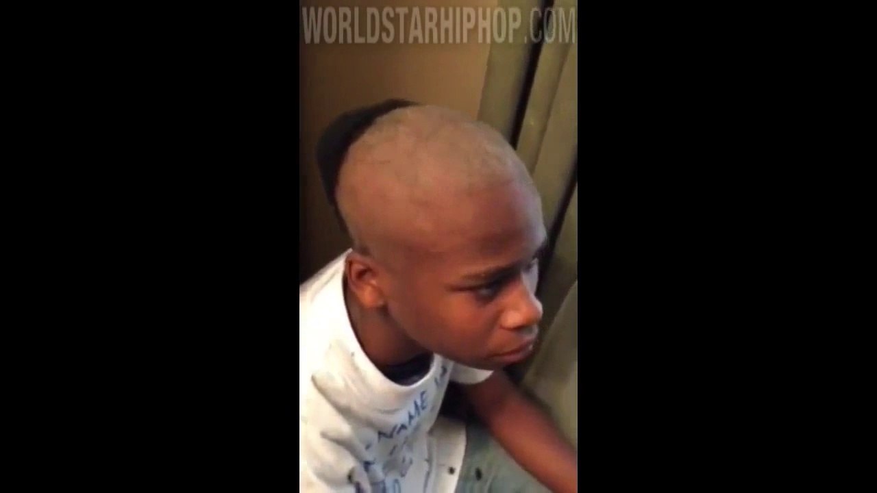This kid stole 300$ to his mother and his father will punish him with a bald haircut! - Vidéo Dailymotion