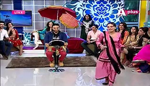 Dekhiye Noor Ke Morning Show Mein Kaisi Behoda Harkatein Ho Rahi Hain