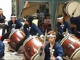 Japanese Taiko Drummers - Walking in Japan 日本の太鼓ドラマー - 日本でのウォーキング