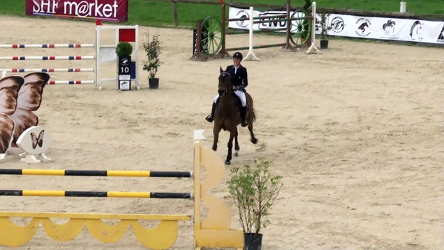 Une Image du Miroir GP 1 m30 Ste Cecile Avril 2015