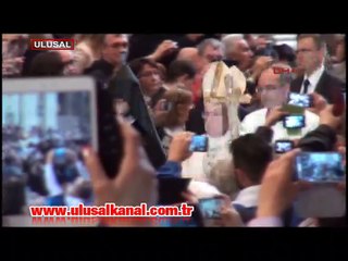 Davutoğlu'ndan Papa'ya sert yanıt