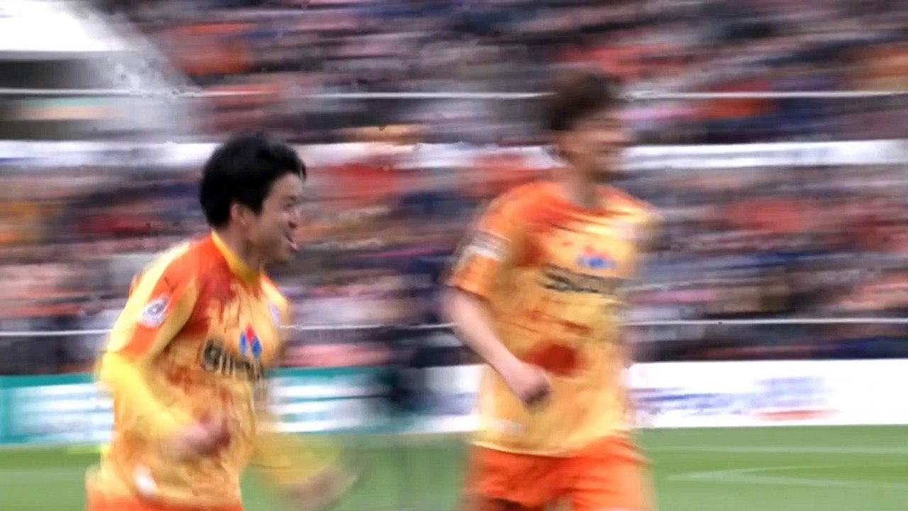 J-League: Omae kopiert Carsten Jancker