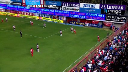 Argentina, Rinaldi entra e "rovescia" il match