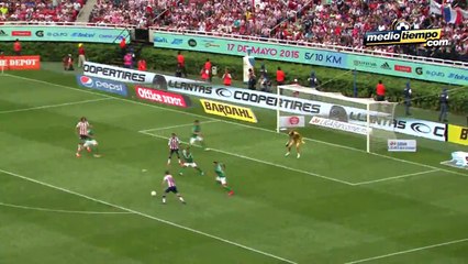 El gol del Chivas vs León (1 - 0)