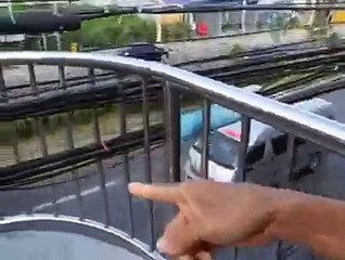 Probablement le Pont le plus Dangereux du Monde