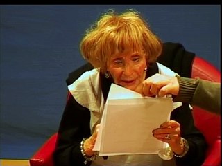 MADELEINE ATTAL lisant le poème LIBERTE
