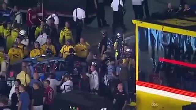 2014 Sprint Cup - Kenseth goes After Keselowski - Charlotte (Fall) (360p)