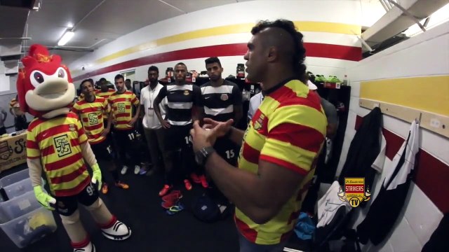 Belfort faz preleção e time de Léo Moura vence com gols de brasileiros