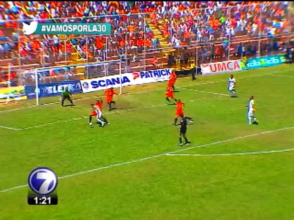 Yeltsin Tejeda en busca de despedirse con un título