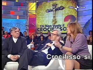 Vittorio Sgarbi e un prete vs UAAR
