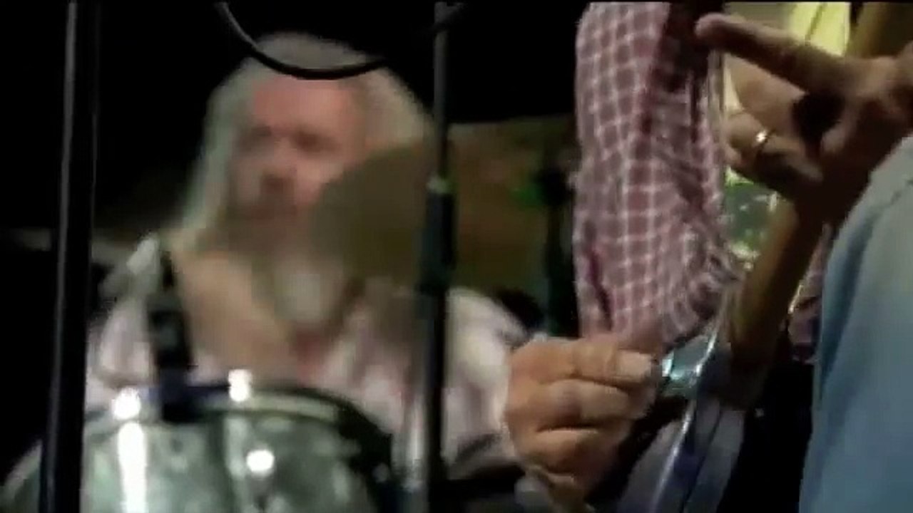 Seasick Steve - You Can't Teach An Old Dog New Tricks (Trix)